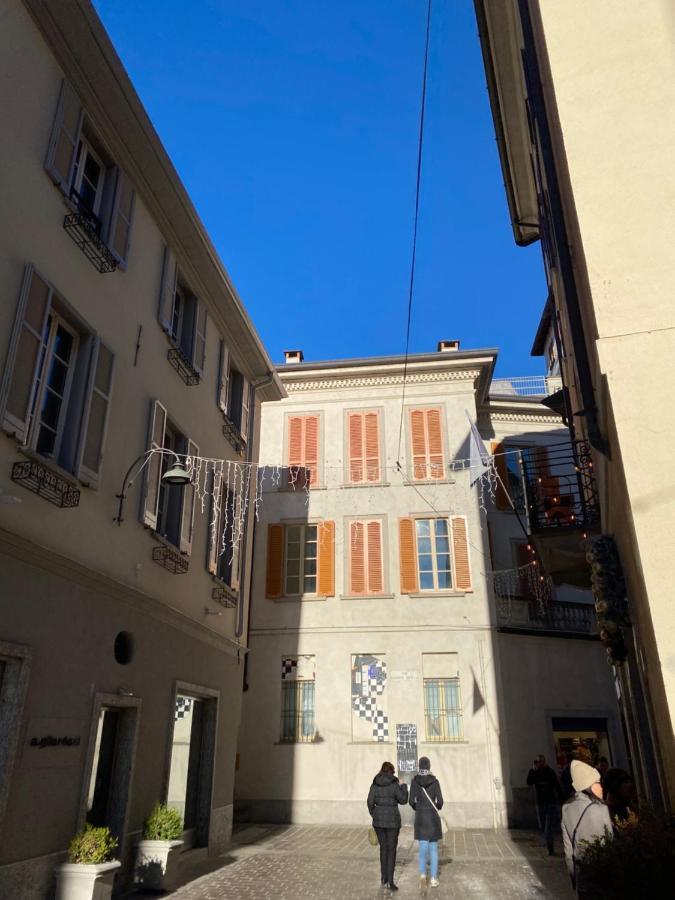 La Porta Azzurra - Casa Vacanze โกโม ภายนอก รูปภาพ