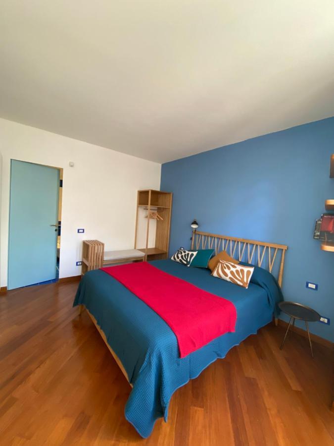 La Porta Azzurra - Casa Vacanze โกโม ภายนอก รูปภาพ